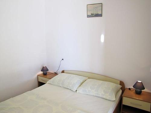 לון Apartments Josip מראה חיצוני תמונה